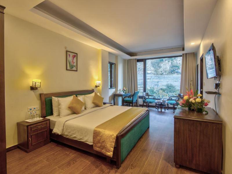 The Katoch Grand Resort Manāli Exteriör bild