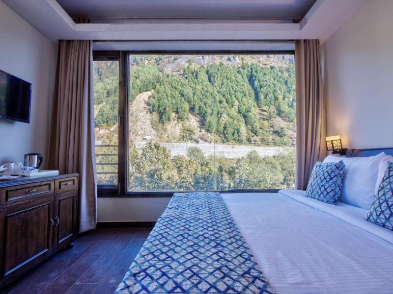 The Katoch Grand Resort Manāli Exteriör bild