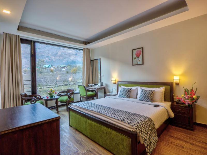 The Katoch Grand Resort Manāli Exteriör bild
